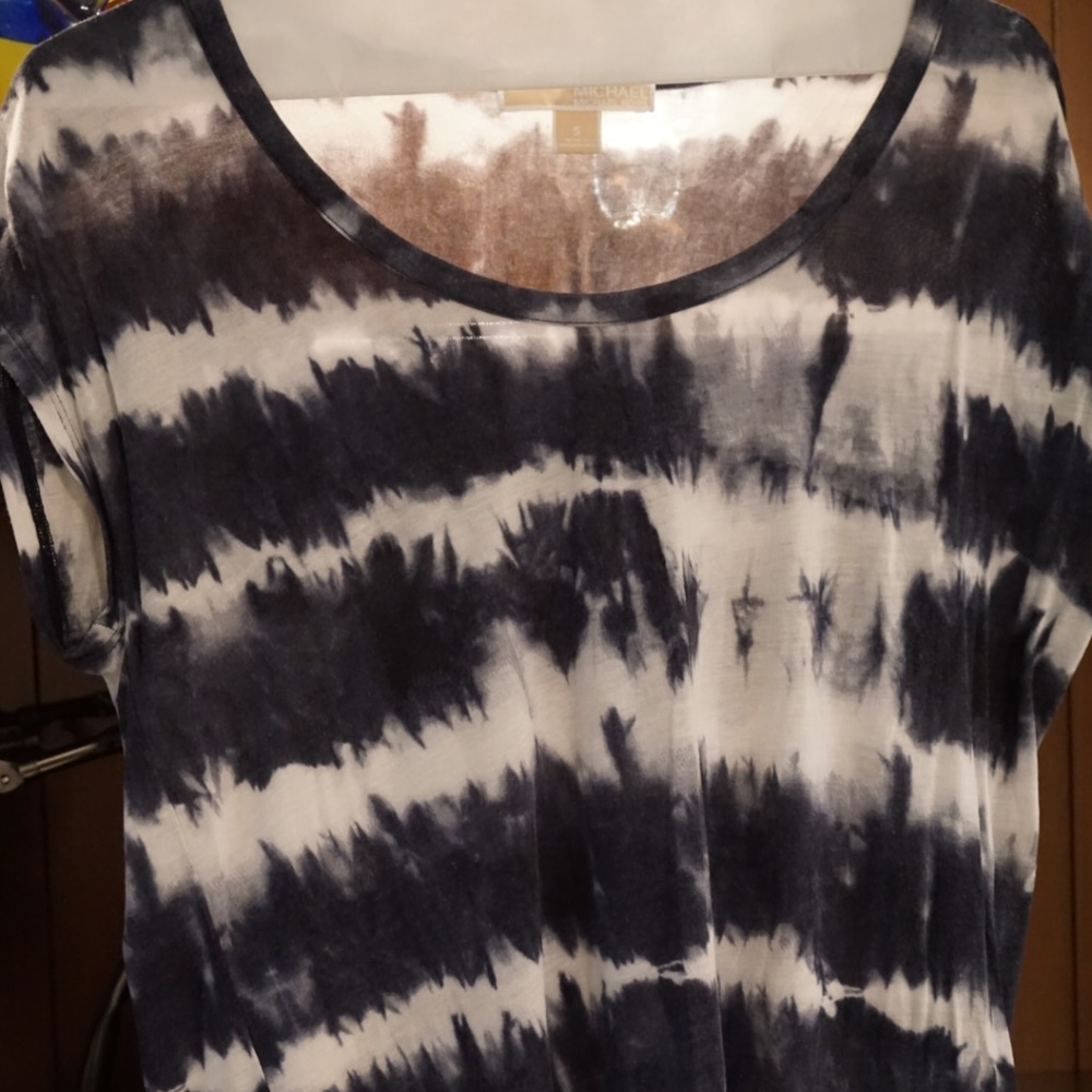 Michael Kors Crop Sleeve T-shirt size small